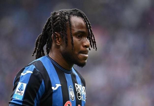 罗马诺：费内巴切希望尽快签下卢克曼，已经流露出乐观情绪