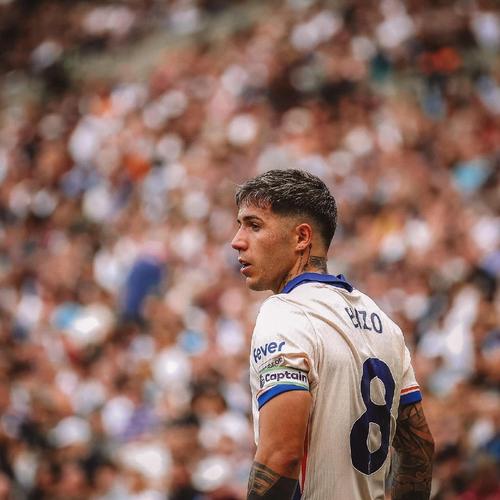 恩佐社媒：在一个对我非常特别的球场拿下胜利，晋级淘汰赛